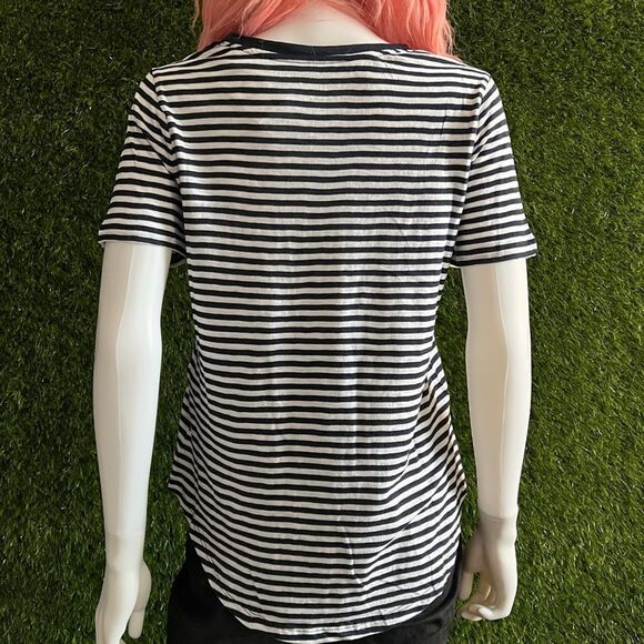 NWT Style & Co Petites Navy Striped T-Shirt - Picture 2 of 6